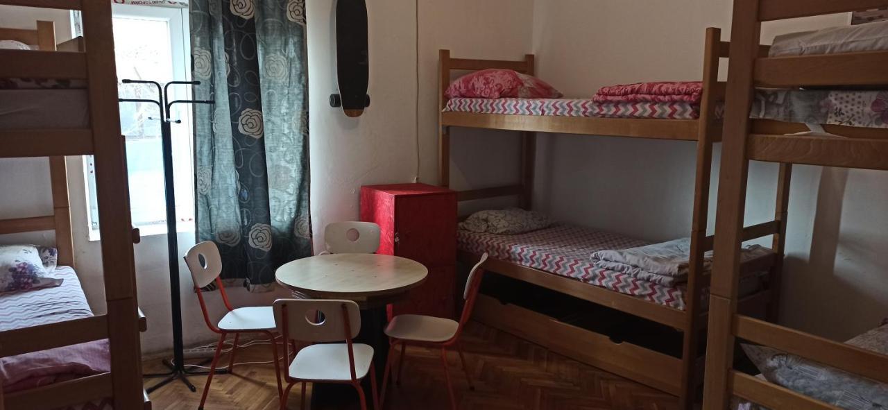 Port Hostel Белград Екстериор снимка