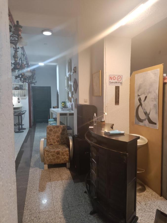 Port Hostel Белград Екстериор снимка