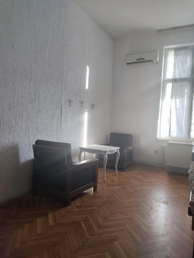 Port Hostel Белград Екстериор снимка