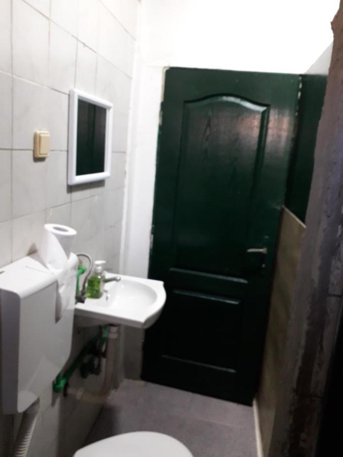 Port Hostel Белград Екстериор снимка